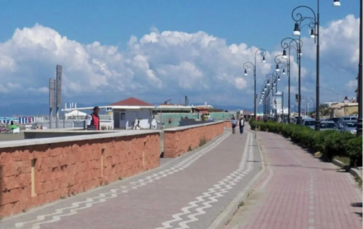 Sea Breeze House Apartment Fiumicino Italy